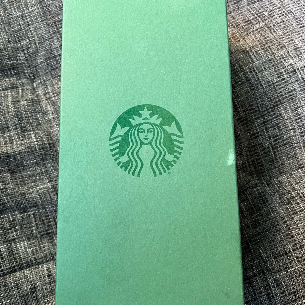 2016 Matte Red Starbucks Cup